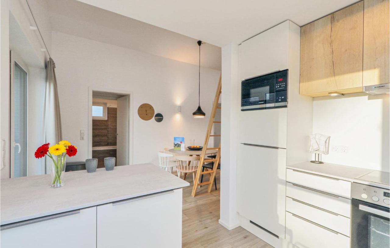Gorgeous Home In Lembruch-Duemmer See With Kitchen Exterior foto